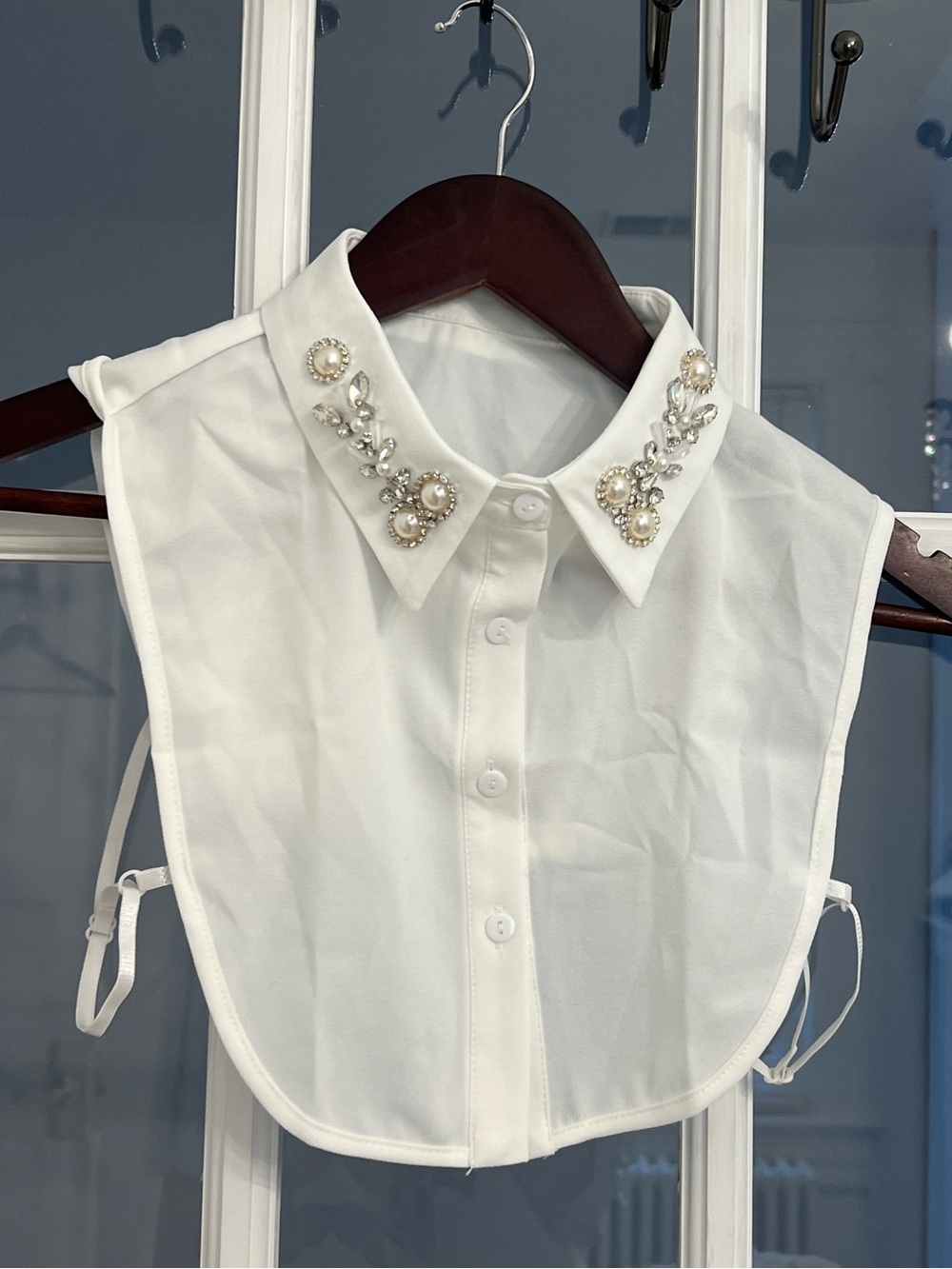 NATION LTD Women’s White Embellished Faux Collar Size M